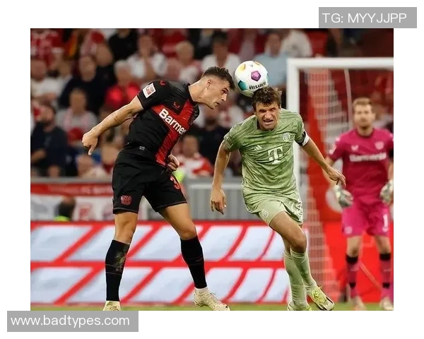 欧联杯激战国米逆转曼联绝杀时刻引发争议判罚全场沸腾