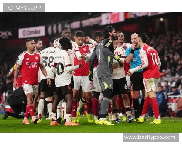 英超精彩对决阿森纳与里昂战成平局逆转瞬间引发全场热烈反响